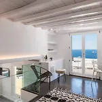 Sara Mykonos *