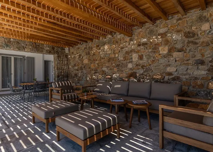 Sara Mykonos Psarou (Mykonos)