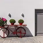 Sara Mykonos Psarou (Mykonos)