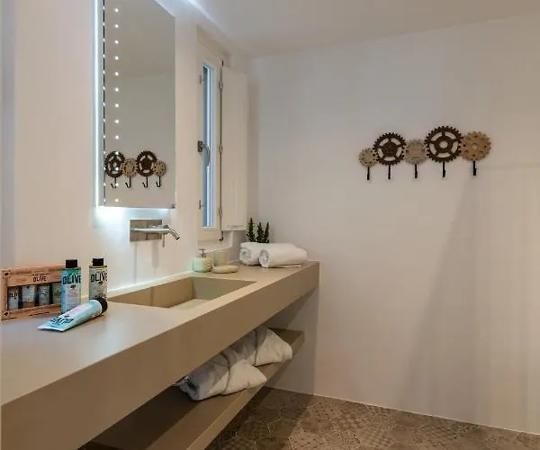 Willa Sara Mykonos *